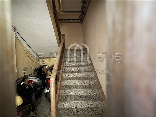 國華大廈內部樓梯